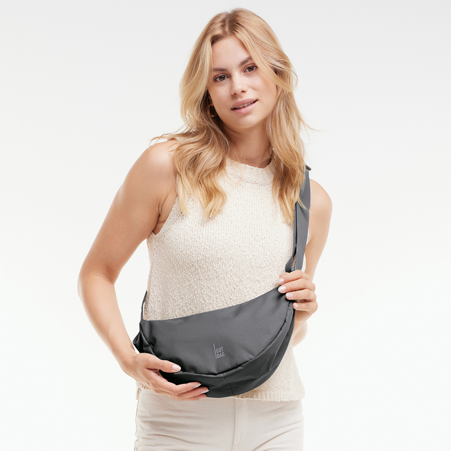 Got Bag Umhängetasche / Crossbody Moon Bag Small shark